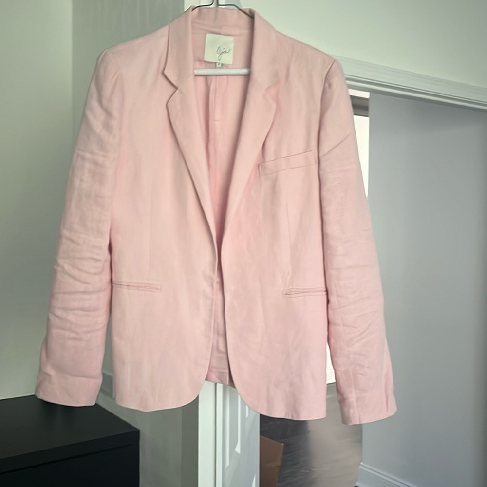 Pink linen blazer. Preowned. Joie. Size 6.